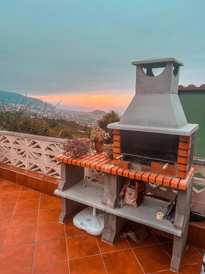 Sun-Soaked Apt W Patio, Balcony & Garden - Aguilas La Orotava Spain