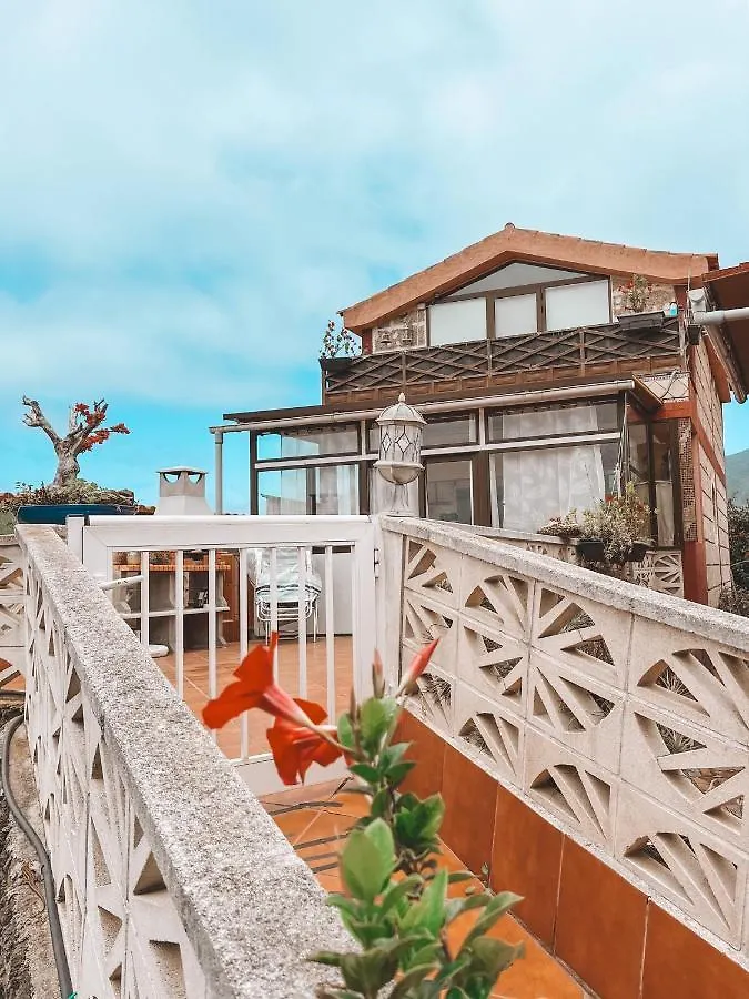 Sun-Soaked Apt W Patio, Balcony & Garden - Aguilas La Orotava Holiday home
